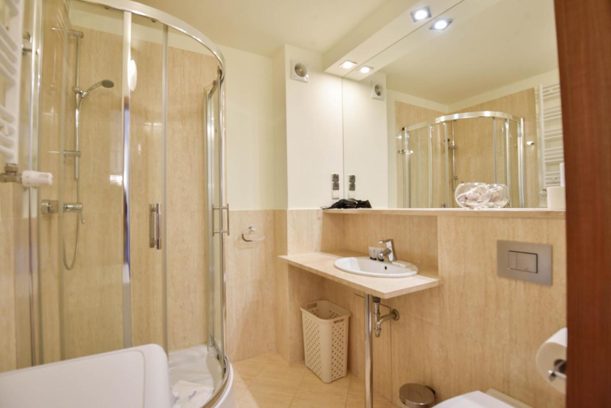 Apartamenty Mistral Z Parkingiem - Promenada & Morze - Apartamenty Na Wyspie Svinoústí Exteriér fotografie