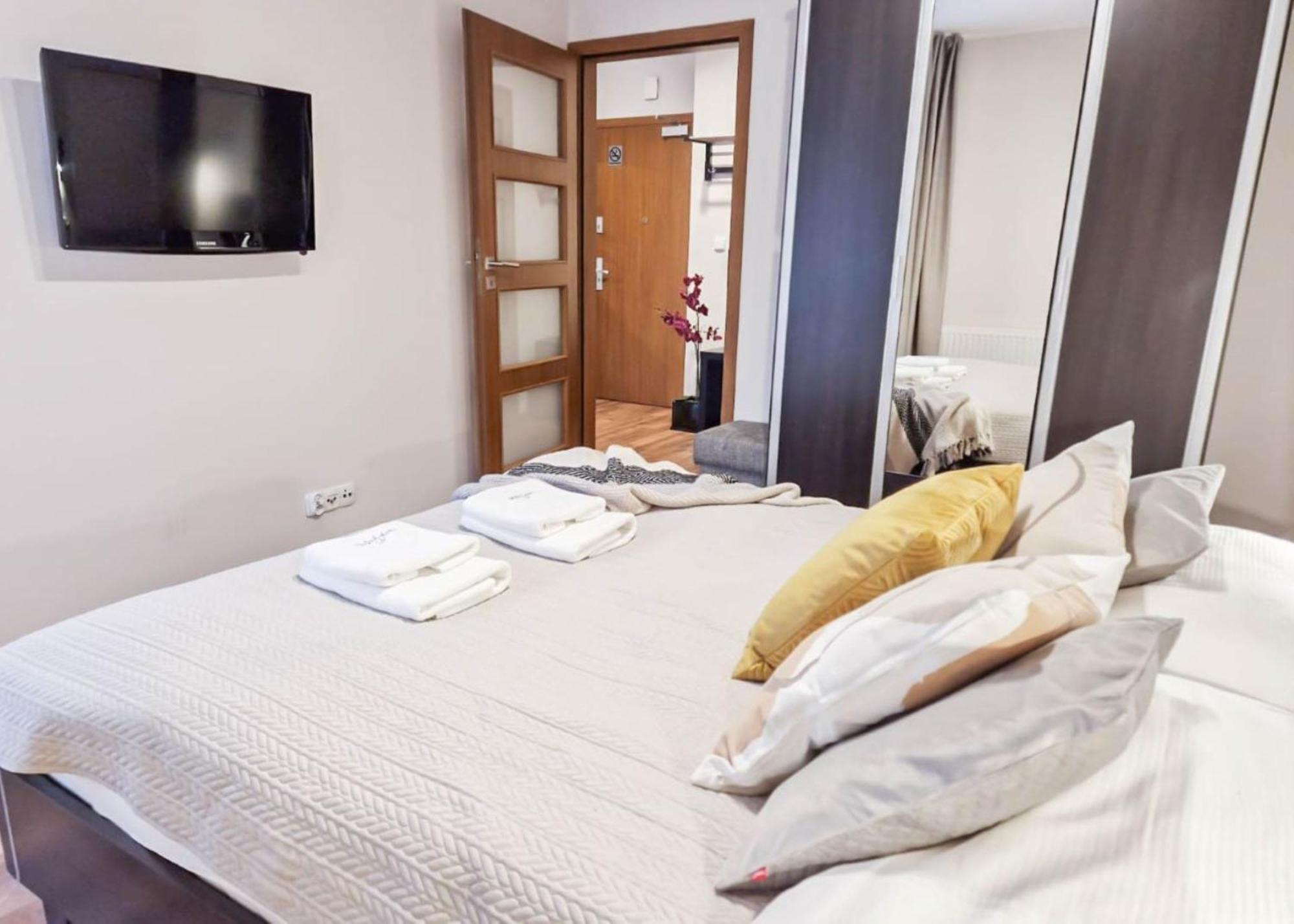 Apartamenty Mistral Z Parkingiem - Promenada & Morze - Apartamenty Na Wyspie Svinoústí Exteriér fotografie