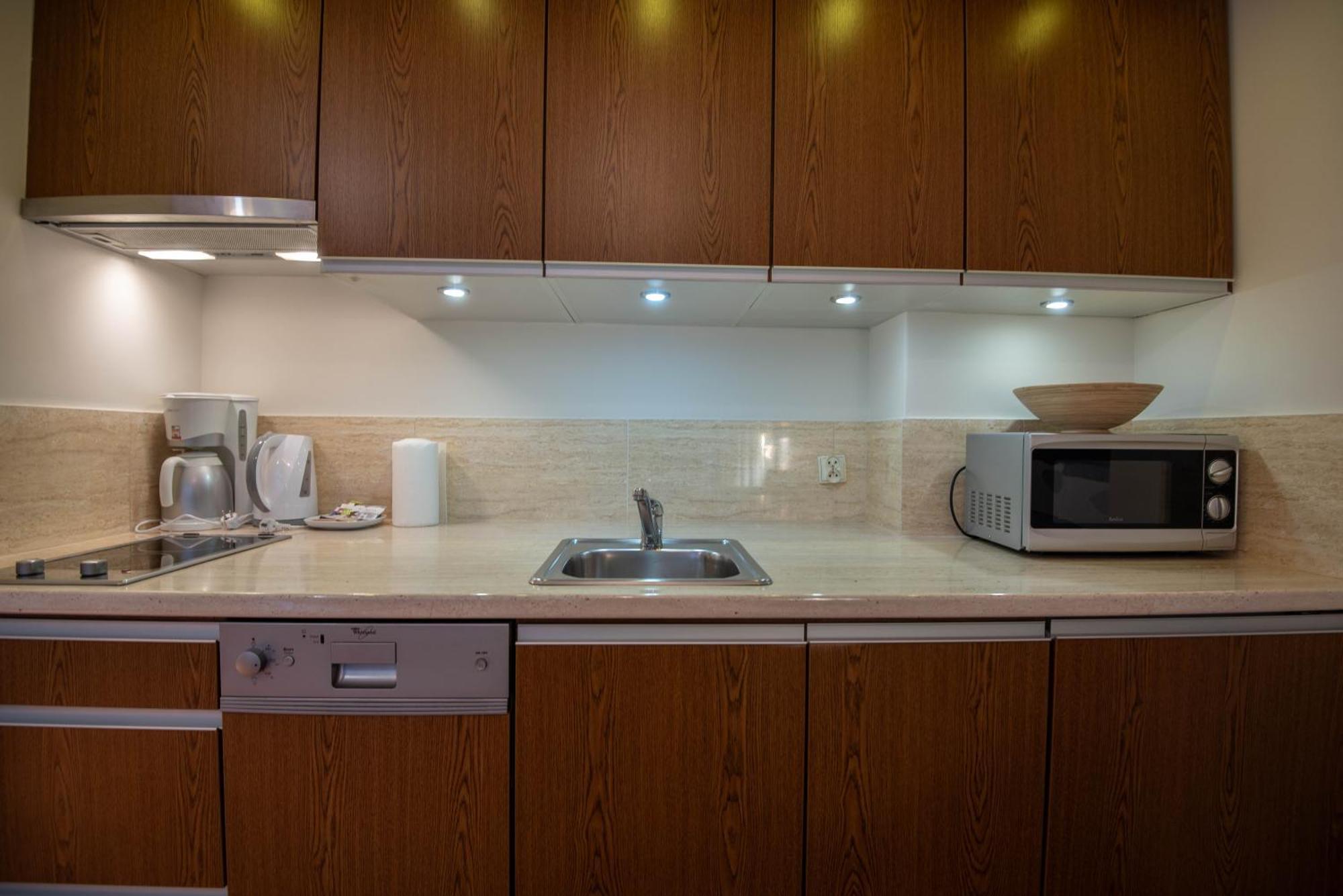 Apartamenty Mistral Z Parkingiem - Promenada & Morze - Apartamenty Na Wyspie Svinoústí Exteriér fotografie